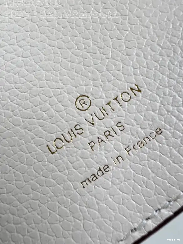cm VICTORINE LOUIS WALLET-12*9.5*2.5 VUITTON 0413